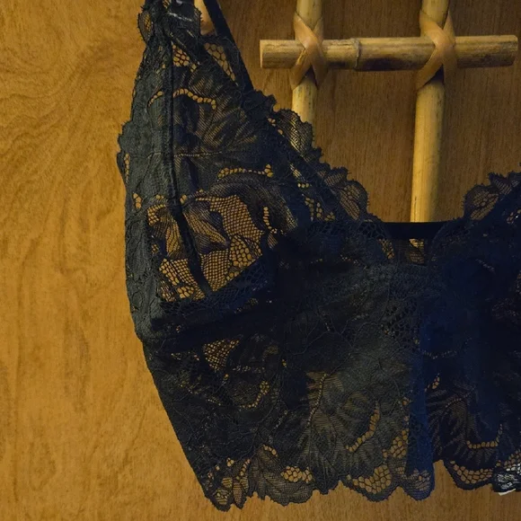 Free People Black Lace Bralette with Scalloped Trim - Picture 5 of 6